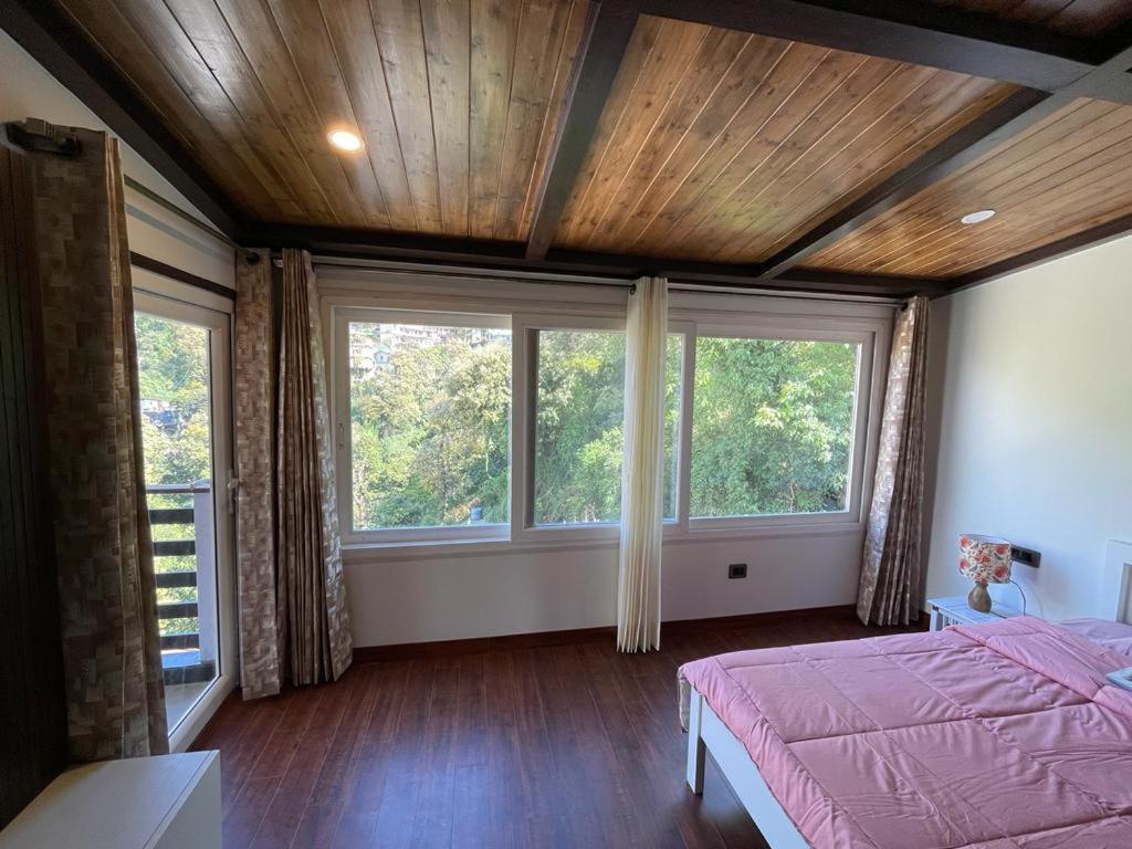 The Sky House Villa Mussoorie Exterior photo